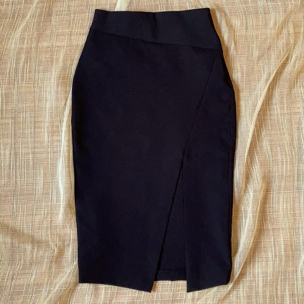 ZARA sleek pencil skirt